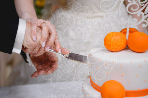 Свадебный торт с апельсинами
